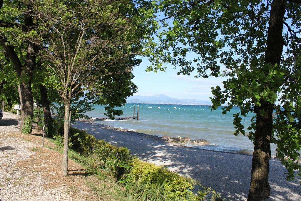 Camping Piantelle Moniga del Garda Exteriör bild