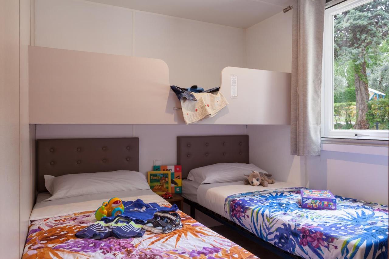 Camping Piantelle Moniga del Garda Exteriör bild